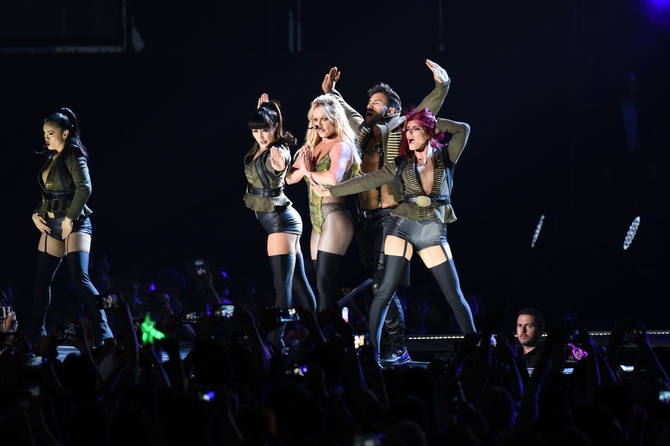 Отец Бритни Спирс потребовал, чтобы она оплатила услуги его адвокатов