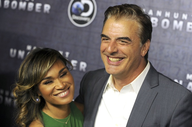 Обвиненный в насилии Крис Нот собирается отметить Рождество с женой