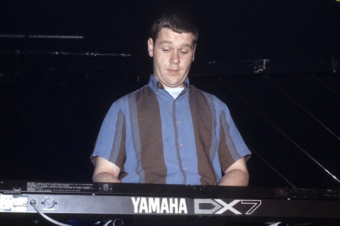 «Печально слышать»: умер сооснователь группы Bronski Beat Стив Бронски