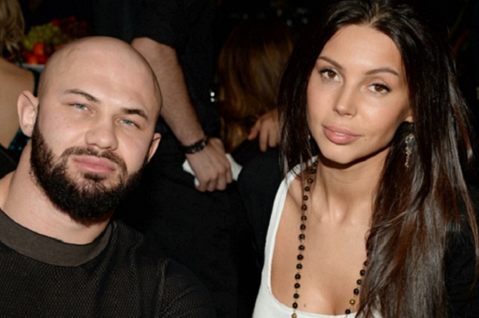 «Я плакала»: Самойлова показала потрясающее кольцо от Джигана на годовщину свадьбы