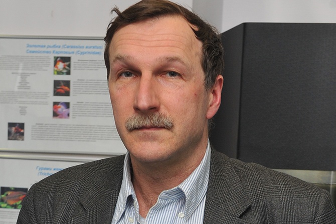 «Надо было Назарбаеву раньше уйти»: Бовт о протестах в Казахстане