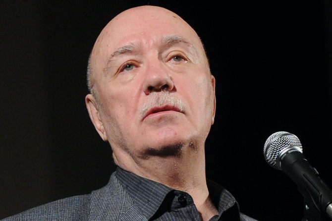 Успел составить завещание: кто получит наследство Куравлева