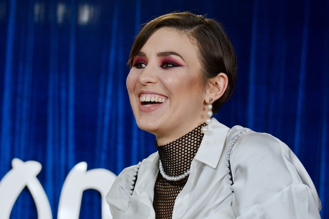 Maruv показала, как скрывала беременность в своих обтягивающих костюмах