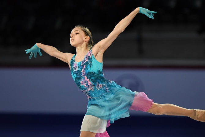 Довела до мурашек! Валиева в новом платье впервые за долгое время исполнила программу Storm: видео