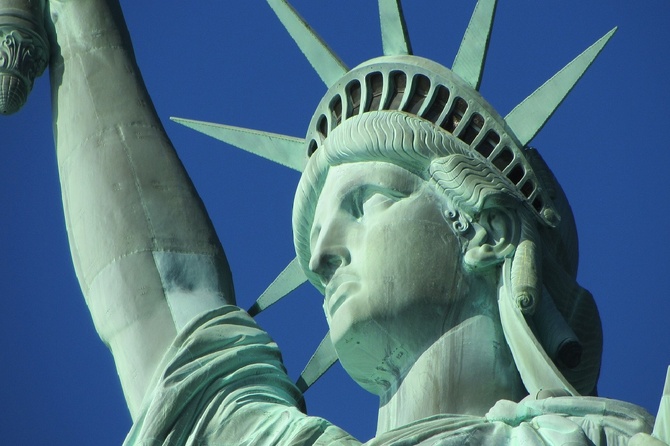 Эксперты отмечают падение качества американской аналитики