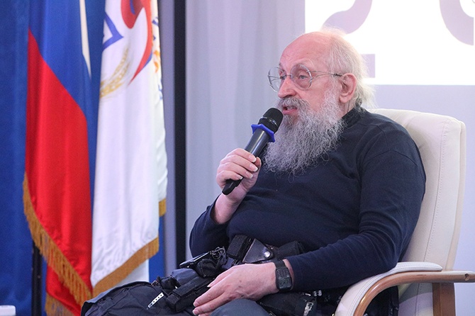 Русский еврей из Одессы: как Вассерман из ТВ-интеллектуала депутатом Госдумы стал