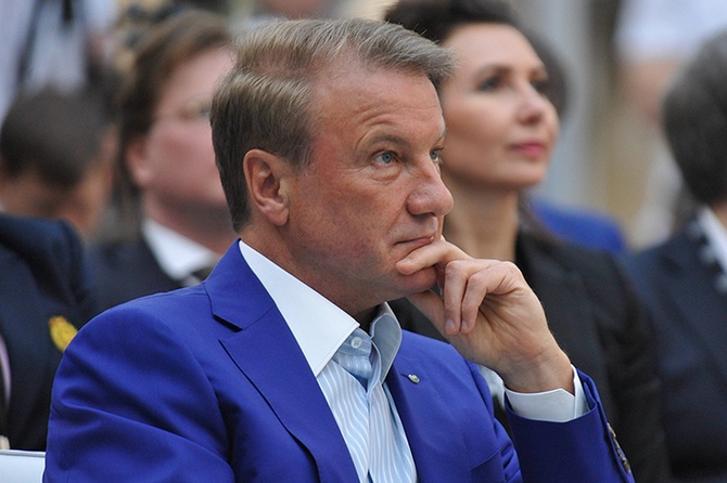 Герман Греф: путь от сельского юриста до министра и президента крупнейшего банка страны