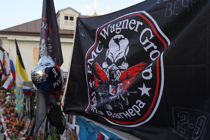 В телах погибших в авиакатастрофе с Пригожиным найдены осколки гранат — Путин