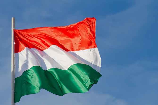 «Венгры на стороне здравомыслия» — политолог о новом пакете антироссийских санкций 