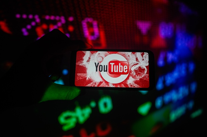 В Google объяснили удаление каналов ряда пользователей YouTube