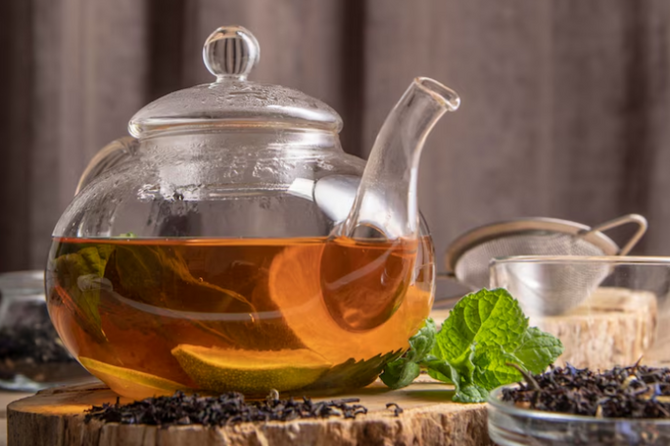 Эксперт рассказала, каким чаем можно заменить кофе