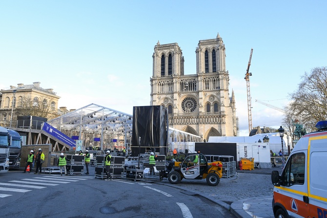 Трамп собирается на открытие собора Парижской Богоматери после реконструкции