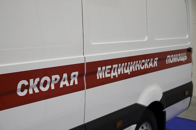 В Уфе учительница бросила в лицо школьнице учебник