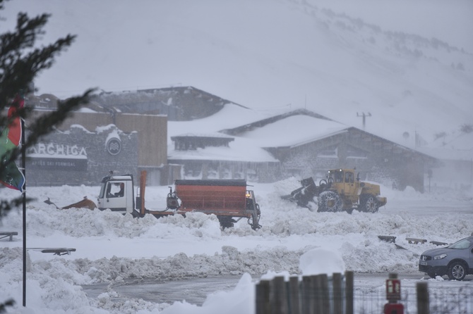 Крупнейшая за последние 10 лет снежная буря надвигается на США