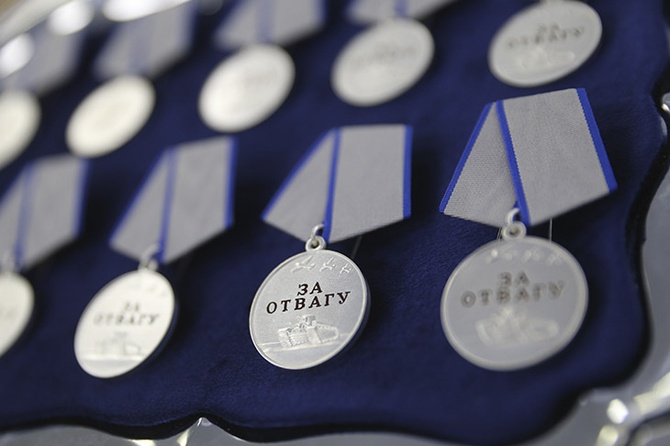 В Думе назвали позором и беззаконием продажу фальшивых госнаград на маркетплейсах