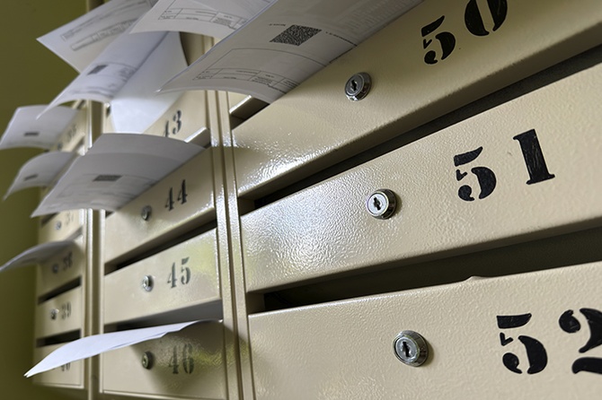 «Страшилка»: юрист о возможности выселения россиян за долги по ЖКХ