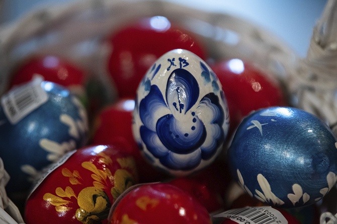 Россиянам рассказали, сколько хранятся пасхальные яйца
