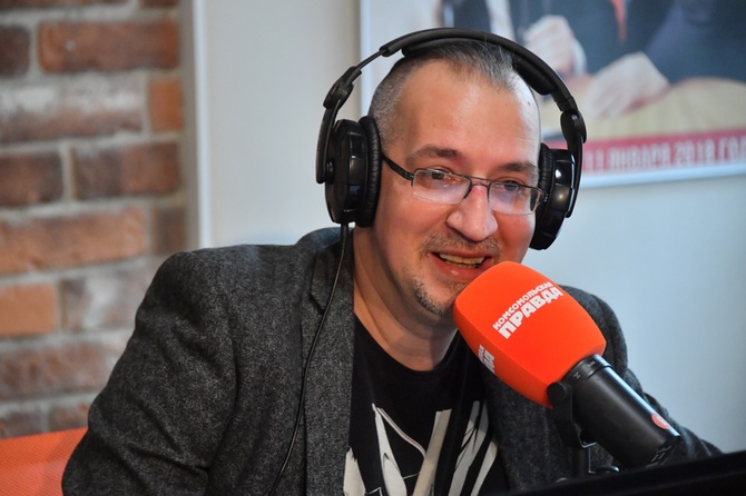 Михаил Антонов