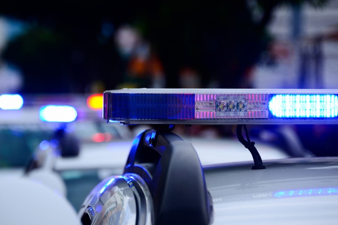 В Ленобласти пьяный мужчина открыл стрельбу по детям из окна