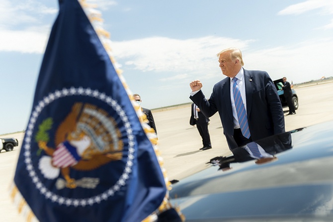 «Жесткий коммерсант»: экономист о пошлинах Трампа на индийские товары