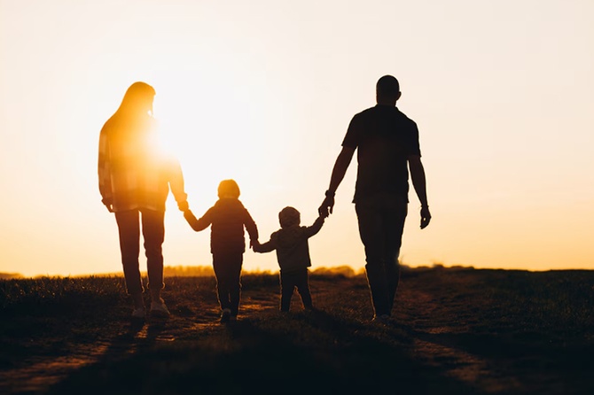 В Думе предложили ввести дополнительный оплачиваемый выходной для родителей