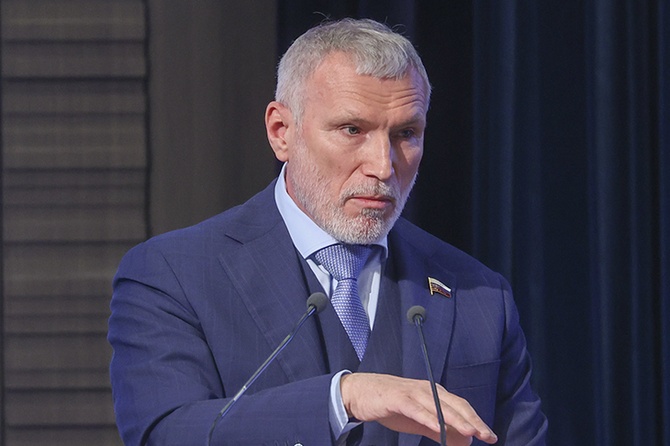 «Говорит больше, чем делает»: Журавлев призвал не воспринимать всерьез новый ультиматум Трампа