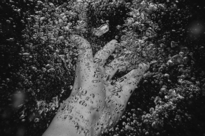 Три человека утонули в озере в Приморском крае