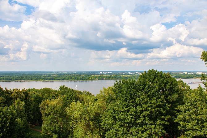 Аномальная жара на 10°С выше нормы накроет Россию 
