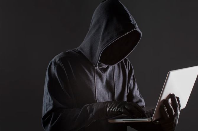 «Бесконечное противоборство»: эксперт оценил новый пакет мер по противодействию кибермошенникам