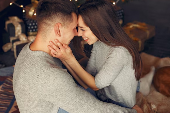 Психолог рассказал, спустя какое время после начала отношений влюбленным стоит съезжаться