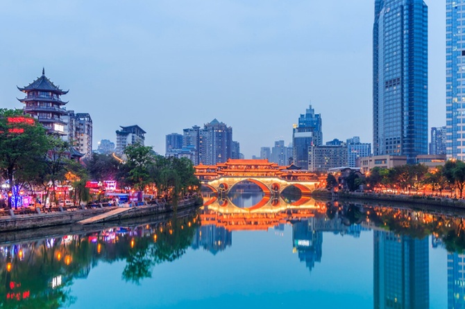 Цены на путевки в Китай для россиян взлетели до 300 тысяч рублей