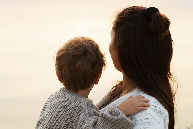 Обеспеченные россиянки считают необязательным брак для рождения детей