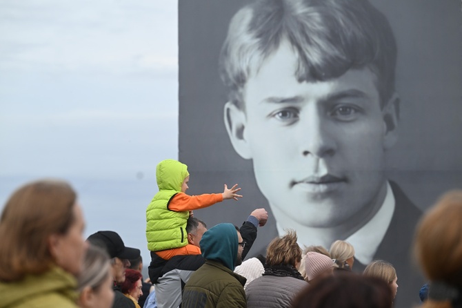 Музыканты выпускают песни на стихи Сергея Есенина