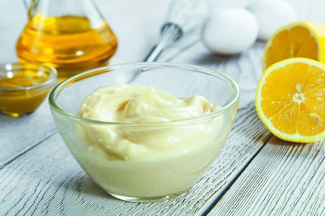 Депутат Милонов предложил запретить майонез в России