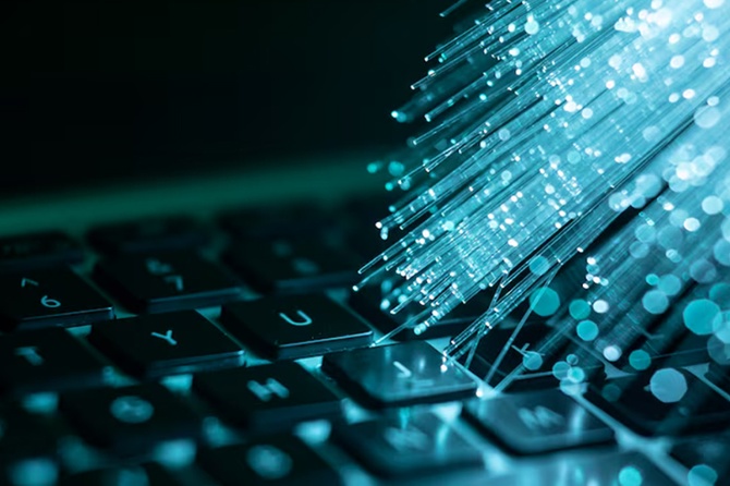 «Убиваем свое будущее в интернете»: эксперт раскрыл, чем обернется создание суверенного интернета