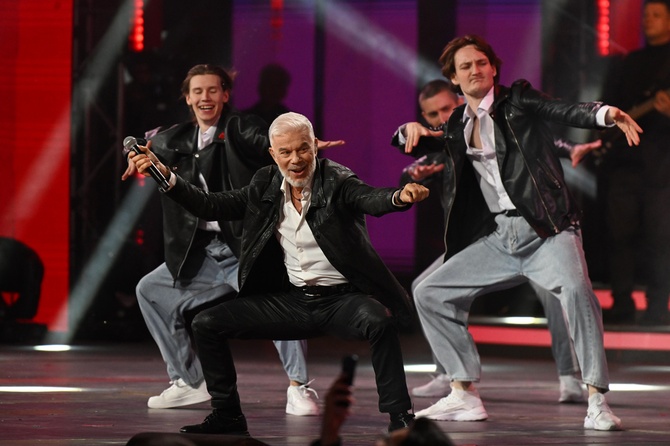 Проверка слуха: Газманову запретили делать сальто