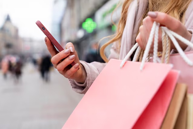 Психиатр рассказала, может ли рехаб помочь избавиться от шопоголизма