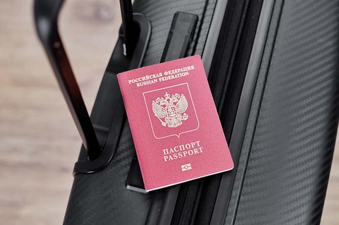 Неизвестные украли украшения из багажа россиянки, летевшей в Турцию 