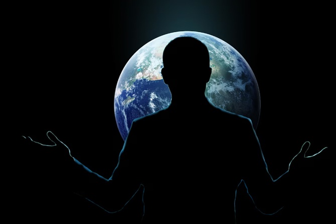 «Дискуссии о судьбах»: эксперт рассказал, есть ли тайные сообщества, правящие миром