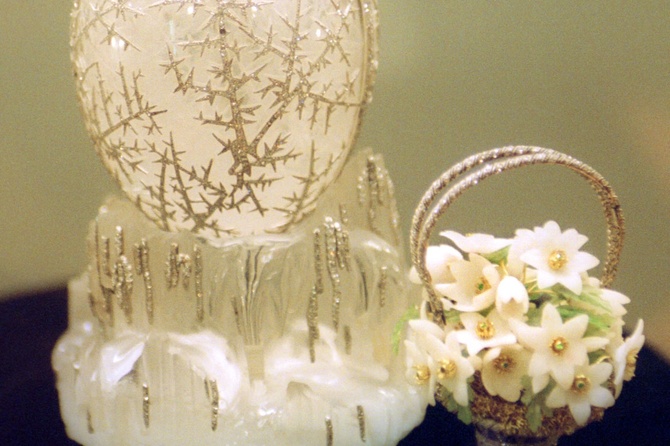 Заказанное для матери Николая II яйцо Фаберже продано за рекордную сумму