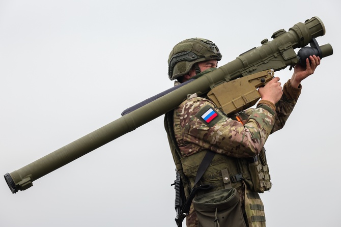 Средства ПВО России перехватили за ночь 90 украинских БПЛА