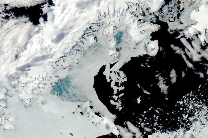 «Они были готовы»: вице-президент ФАР объяснил ситуацию с застрявшими на вулкане в Антарктиде альпинистами