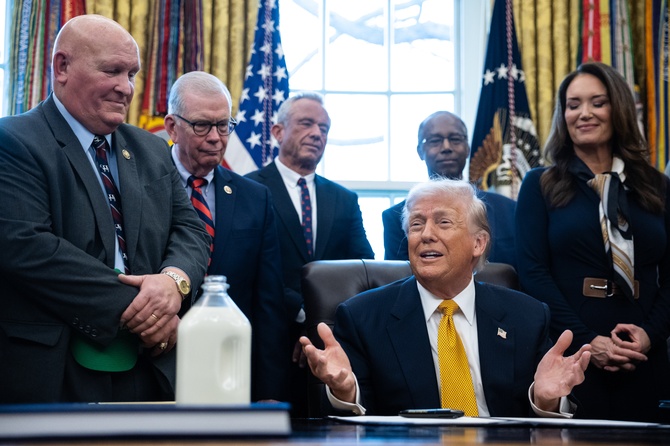 Лидер оппозиции Венесуэлы отдала свою Нобелевскую премию мира Трампу