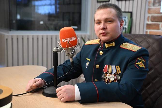 механик-водитель отделения тяжелых огнеметных систем, ефрейтор Максим Колодяжный 