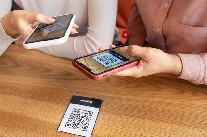 «Снижение рисков»: финансист раскрыла плюсы и минусы универсального QR-кода для платежей