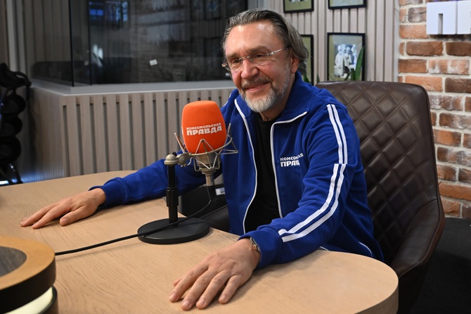 Сергей Шнуров