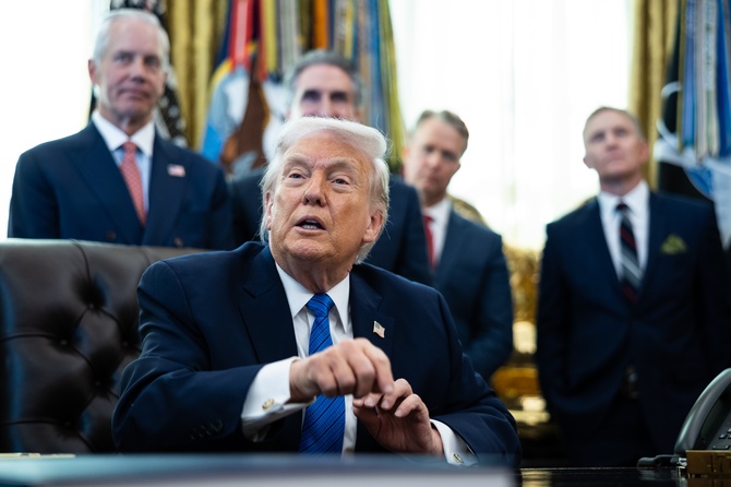 Трамп перечислил три потенциально новых штата США