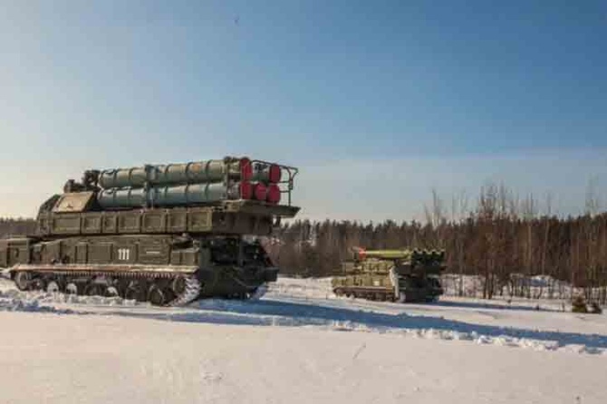 Почти 60 украинских дронов сбили ПВО России за ночь