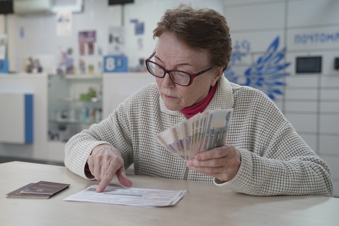 Профессор Сафонов оценил возможность введения моратория на тарифы ЖКХ