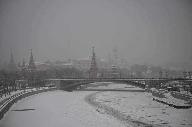 «Прибавит высоту»: синоптик рассказал, завалит ли Москву снова снегом
